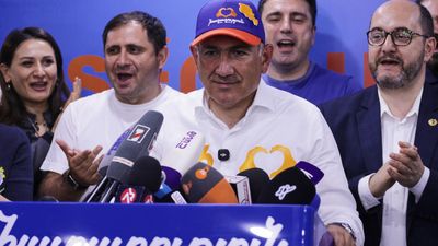 Armenia PM Pashinyan wins vote, cementing pro-Western shift