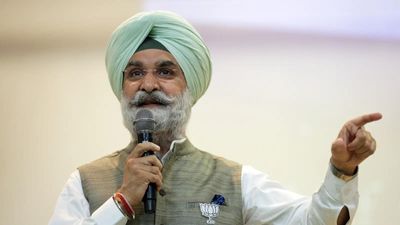 DDMA meeting: Delhi LG Sandhu asks to explore inducting ex-Agniveers to strengthen fire dept