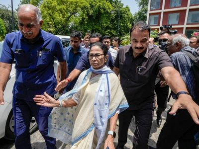 As Mamata Banerjee attends INDIA bloc meet, dissident TMC MPs huddle in Delhi; split buzz reaches Parliament
