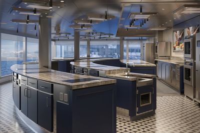 New culinary-themed classes and tours revealed for Regent Seven Seas cruise ship