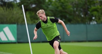 Recently-departed Celtic star 'closing in' on EFL move after contract termination