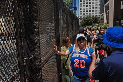 Trump-Knicks live updates: Huge security measures outside MSG as fans bemoan disruption ahead of Game 3