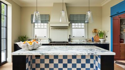Similar Color Tones vs High-Contrast Palettes — Which Way of Decorating Actually Makes Your Home Feel More Expensive?