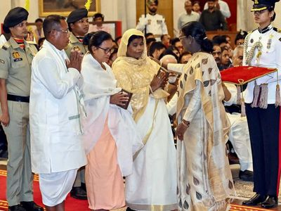 President Murmu confers 7 Kirti Chakras; IAF pilot, Gaganyatri Prasanth Nair among recipients
