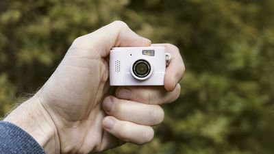 Forget the Kodak Charmera — this miniature digital camera is even smaller, even cheaper, and features a mini torch!
