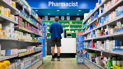 Push to free up GPs with more pharmacist prescriptions