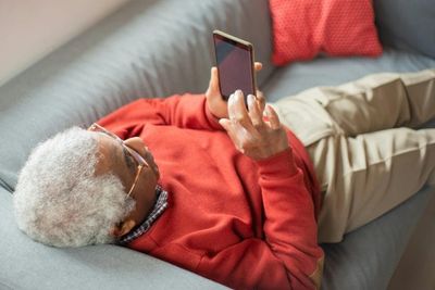 5 Phone Settings Every Senior Should Change Tonight