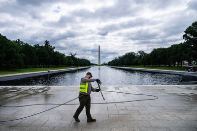 Capitol Lens | Pool of engagement