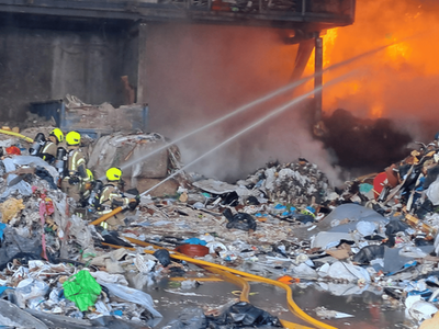Huge recycling centre fire brought under control after London Bridge rail chaos