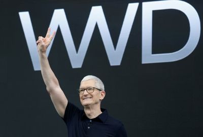 Apple tries again on AI, turns to Google for help