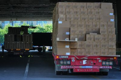 China’s exports jump 19.4% in May from a year earlier, despite Iran war