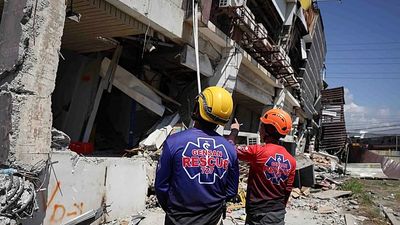 Around 20,000 people displaced by Philippine earthquake that killed at least 37
