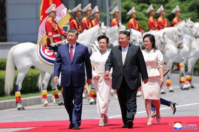 Xi Jinping and Kim Jong Un pledge to ‘resist US aggression’ during rare North Korea summit
