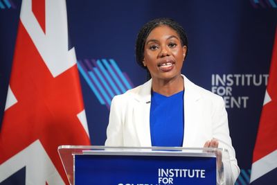 Kemi Badenoch agrees with Idris Elba that Bond should not be ‘woke’