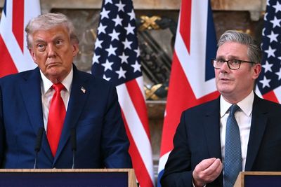 UK set to defy Trump with social media ban for under-16s