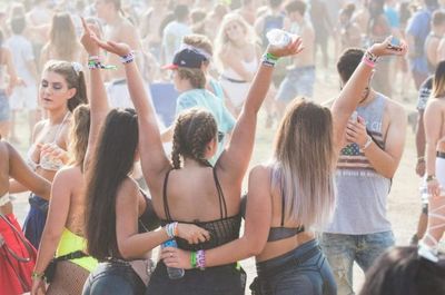The Summer Festival Safety Guide Most Women Don’t Know They Need