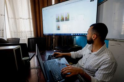 AI Tools Drive Surge In Solo Business Formation As One-Person Startups Rise Across US
