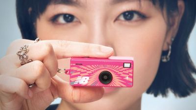 Slurpees, sneakers and…retro cameras? This tiny keychain camera is made for Y2K outfits and retro vibes