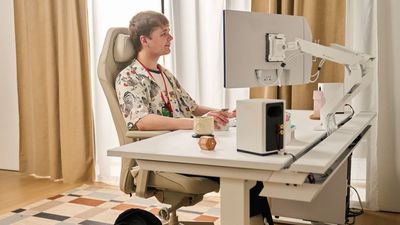 Secretlab's already perfected the gaming chair — and now it's going for the home office market with its new Atlas model