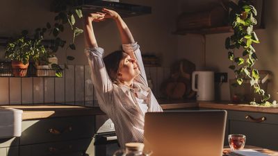 The ‘17-minute sprint’ is a mental exercise to avoid morning lethargy and boost productivity - here’s how to do it