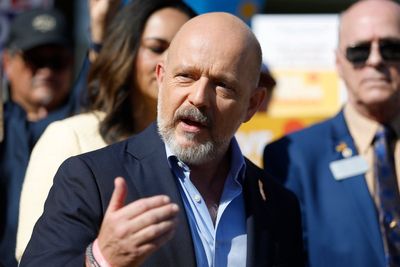 Republican Steve Hilton advances in California governor’s race