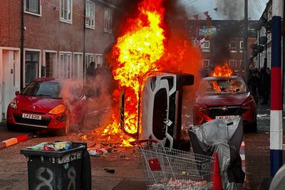 Bulletin AM briefing: Homes set alight after Belfast attack and Artemis III astronauts named