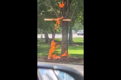 6-foot burning cross discovered in downtown Chicago sparking fears of hate crime
