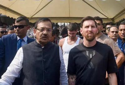 Calcutta HC grants interim protection to WB ex-sports minister in Messi event chaos case