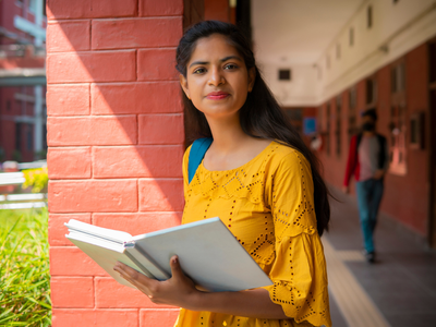 Why are Delhi University students skipping the fourth year? New data reveals surprising trend across top colleges