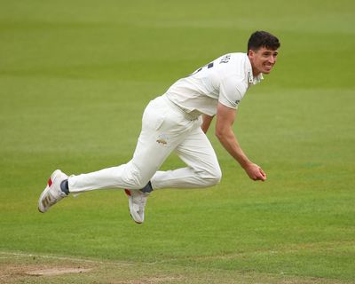 Dan Lawrence collects records but Hampshire hold firm to deny Surrey – as it happened