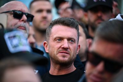 ‘We are going to go and cause some trouble’: Tommy Robinson meets Elon Musk’s father in Moscow hotel