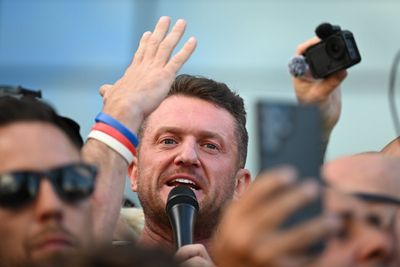 ‘Russia is not an enemy’, claims Tommy Robinson as he travels to Moscow