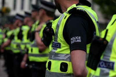 Worshippers locked in mosque as people attacked in Glasgow unrest
