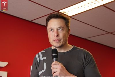 Elon Musk Heartbreak: SpaceX CEO Accused of Putting Mums and Families in Danger Over Belfast Riot Posts