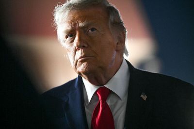 Trump says ‘praise be to Allah’ in early-morning rant over fake media and Iran war