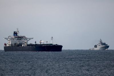 Russian mercenaries ‘guarding Putin’s shadow fleet’ in English Channel