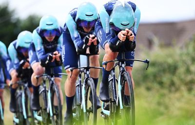 Multi-coloured bar tape at the Tour de France? Bahrain Victorious emulate Dowsett's TTT hack at Tour Auvergne-Rhône-Alpes