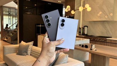 Samsung Galaxy Z Fold 8 Ultra vs. Galaxy Z Fold 8: Wide screens or flagship features?