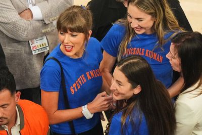 Taylor Swift among celebrities at Game 4 of NBA Finals