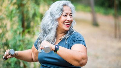 I’m a personal trainer who works with clients aged 65+ daily. Here are the 2 exercises I always recommend when it comes to building mobility and balance