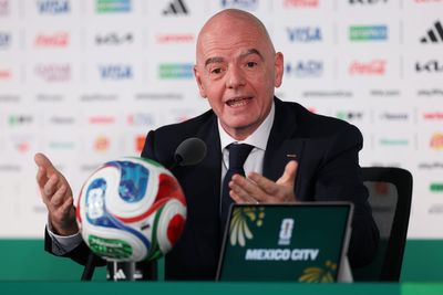 Gianni Infantino pushes back on 'unfortunate' World Cup visa controversy: 'Chill'