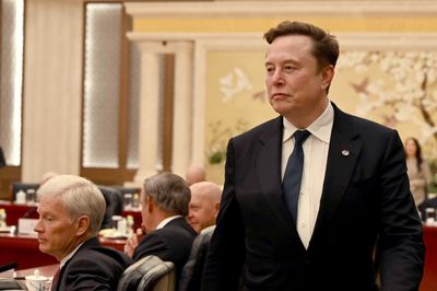 SpaceX's record IPO has Wall Street torn between a Musk 'holy grail' and a $72-per-share leap of faith