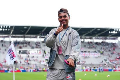 Can Arsenal complete Morgan Rogers transfer during World Cup?