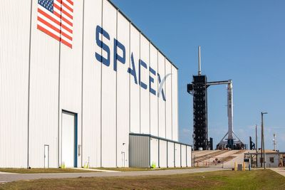 Elon Musk’s SpaceX set to make history with US stock market debut