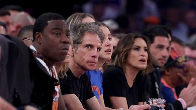 The Knicks Give Free Tickets To Celebs, But As Emily Ratajkowski Found Out, There Are Expectations