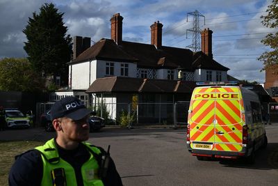 All residents removed from Epping asylum seeker hotel after protests