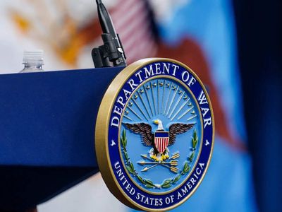 US lawmakers seek $750 mln for Ukraine, rename Pentagon 'Department of War' in defense bill