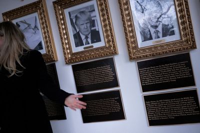 Historians weigh in on Trump’s plaque display at the White House to say it is filled with lies and insults
