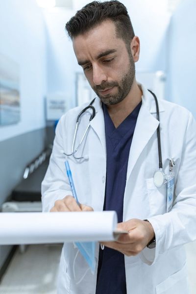 Texas Seniors Dropped From Medicare Advantage Have Until This Deadline to Avoid a Coverage Gap