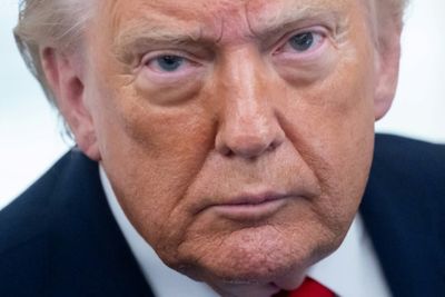 Trump cancels Iran strikes, touts imminent deal